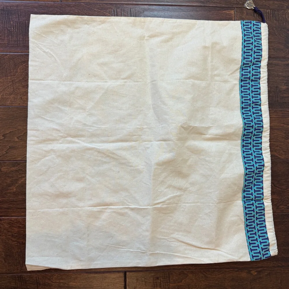 Tory Burch Drawstring DUST BAG for Shoes Handbags Gold‎ Logo Charm
